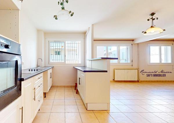 200M des plages, ancien T3 grand T2