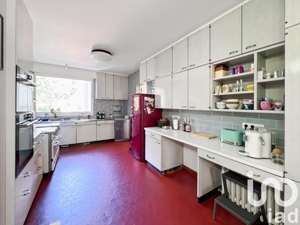 Appartement à vendre 9 pièces 206 m² La Celle-Saint-Cloud