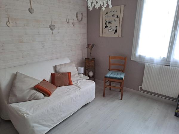 Maison à vendre 6 pièces SAINT LOUBES (33)