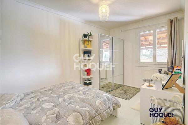 MAISON FAMILIALE DE CHARME AVEC PISCINE CHAUFFEE - ENVIRONNEMENT PRIVILEGIE A CAILLOUX-SUR-FONTAINES