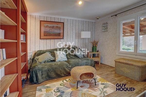 MAISON FAMILIALE DE CHARME AVEC PISCINE CHAUFFEE - ENVIRONNEMENT PRIVILEGIE A CAILLOUX-SUR-FONTAINES