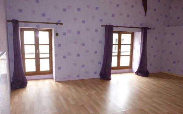 Appartement à louer    3 pièces • 95,27 m2 Laon