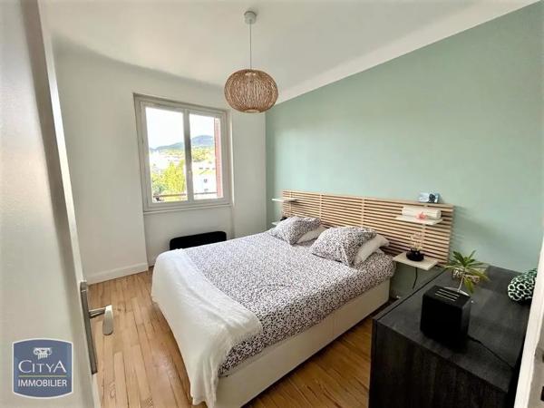 Appartement à louer 3 pièces 53.9m² Clermont-Ferrand (63000)
