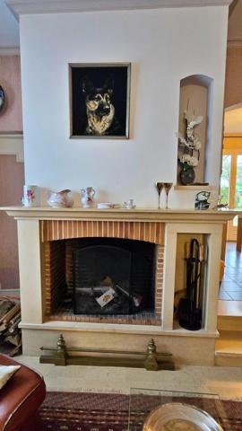 Grande maison Familiale avec Garage et Jardin - Proche Centre-bourg et Commodités