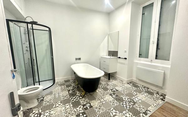 Maison à louer    4 pièces •  Gironde-sur-Dropt