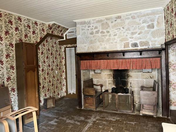 Immeuble à vendre 30 000 € Saint-Privat 132 m² DPE