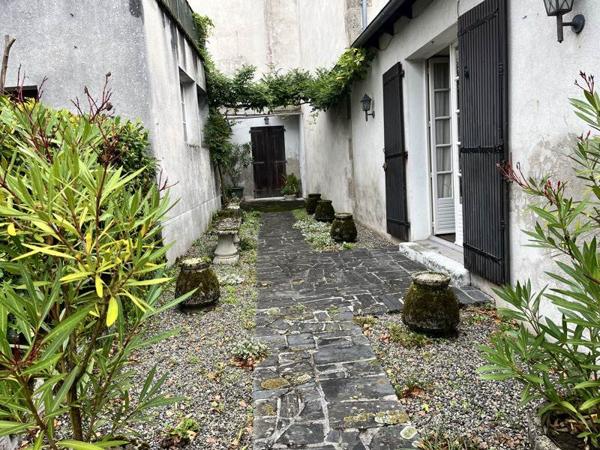 Immeuble à vendre 30 000 € Saint-Privat 132 m² DPE