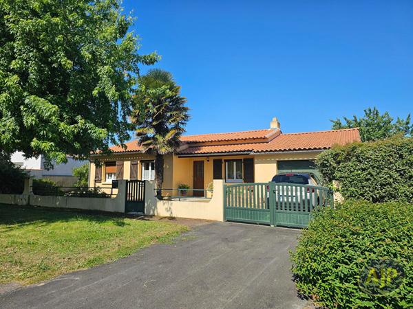 Vente maison Lucon : 200 545 € - AJP Immobilier Luçon