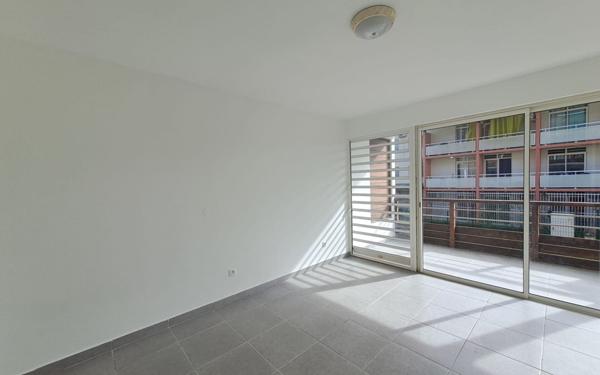 Appartement à vendre    2 pièces •  Cayenne