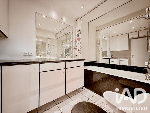 Appartement à vendre 2 pièces 70 m² Courbevoie