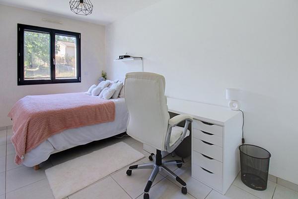 A VENDRE en EXCLUSIVITÉ à VIDAUBAN Maison contemporaine de 138m²  5 chambres  GARAGE  sur 1400m2 de terrain
