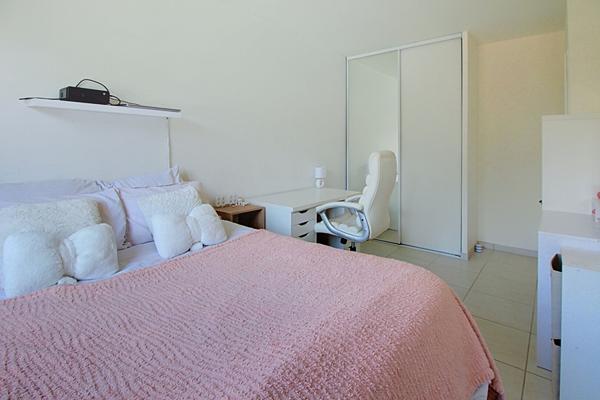 A VENDRE en EXCLUSIVITÉ à VIDAUBAN Maison contemporaine de 138m²  5 chambres  GARAGE  sur 1400m2 de terrain