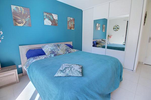 A VENDRE en EXCLUSIVITÉ à VIDAUBAN Maison contemporaine de 138m²  5 chambres  GARAGE  sur 1400m2 de terrain