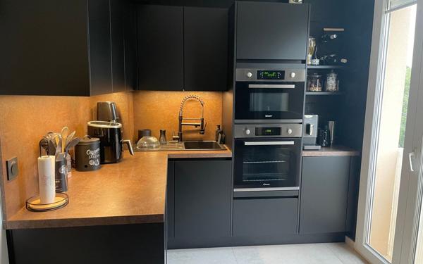 Appartement à vendre    3 pièces • 55 m2 La Seyne-sur-Mer