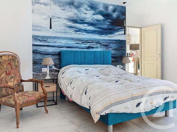 Maison à vendre  6 pièces - 145 m 2   ECHILLAIS  - 17