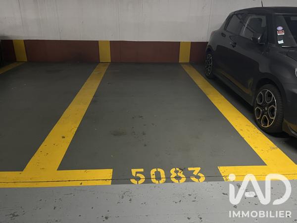 Parking à vendre 44 m² Paris 14
