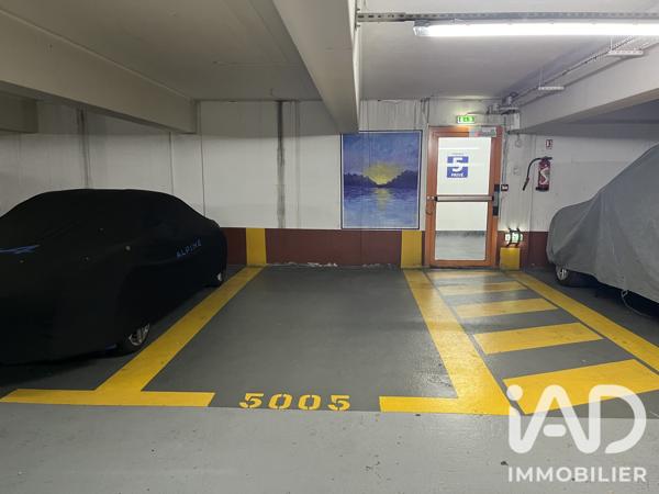 Parking à vendre 44 m² Paris 14