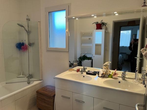 NERAC appartement T4 en résidence sécurisée avec piscine commune