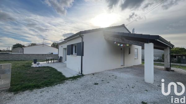 Maison à vendre 4 pièces 96 m² Roullet-Saint-Estèphe