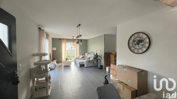 Maison à vendre 4 pièces 96 m² Roullet-Saint-Estèphe