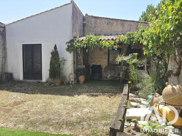 Maison à vendre 1 pièce 160 m² La Flotte
