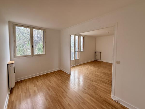 Eaubonne (95600) Appartement T4 avec balcon et parking - Centre-ville