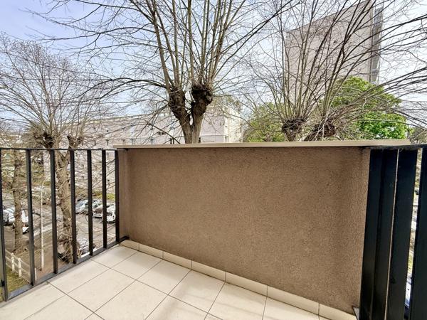 Eaubonne (95600) Appartement T4 avec balcon et parking - Centre-ville