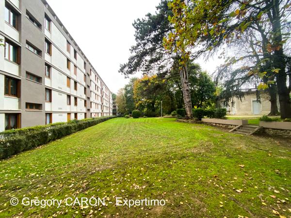 Eaubonne (95600) Appartement T4 avec balcon et parking - Centre-ville