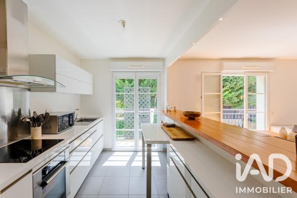 Appartement à vendre 4 pièces 77,32 m² Rueil-Malmaison