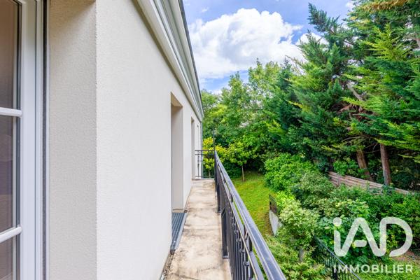 Appartement à vendre 4 pièces 77,32 m² Rueil-Malmaison