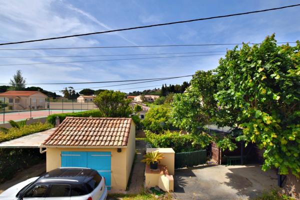 Maison à vendre 6 pièces LE LAVANDOU-SAINT CLAIR (83)