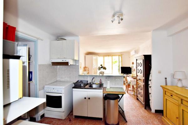 Maison à vendre 6 pièces LE LAVANDOU-SAINT CLAIR (83)