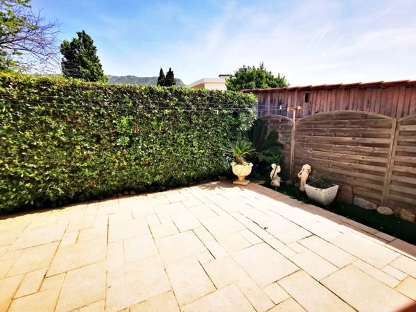 Maison à vendre 6 pièces LE LAVANDOU-SAINT CLAIR (83)