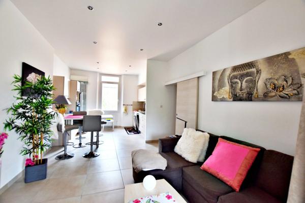 Maison à vendre 6 pièces LE LAVANDOU-SAINT CLAIR (83)