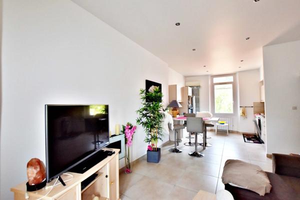 Maison à vendre 6 pièces LE LAVANDOU-SAINT CLAIR (83)