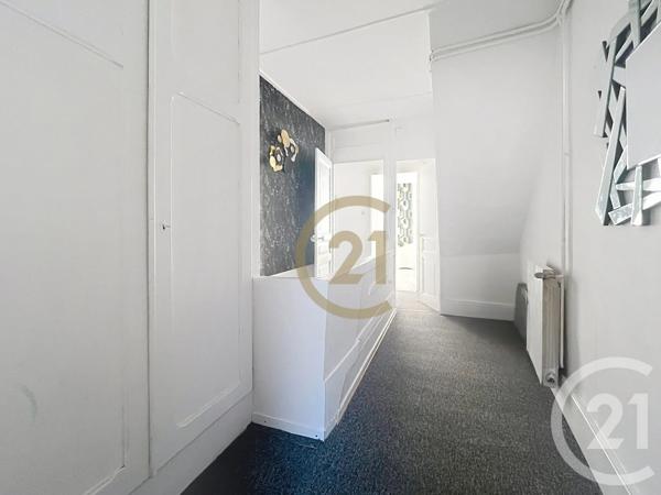 Immeuble à vendre  200 m 2   GIROMAGNY  - 90