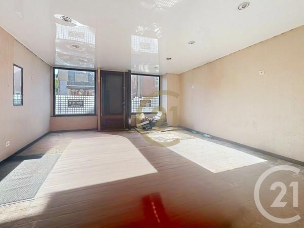 Immeuble à vendre  200 m 2   GIROMAGNY  - 90