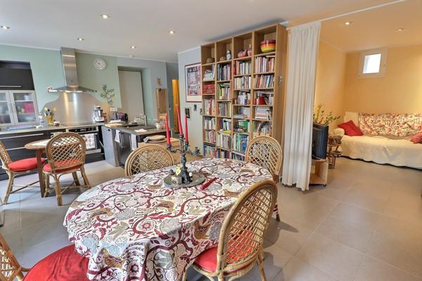 A VENDRE Cavaillon Appartement 3 pièce(s) 51 m²