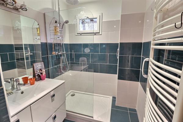 A VENDRE Cavaillon Appartement 3 pièce(s) 51 m²