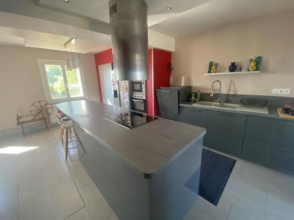 Maison Neuville Aux Bois 7 pièce(s) 150 m2