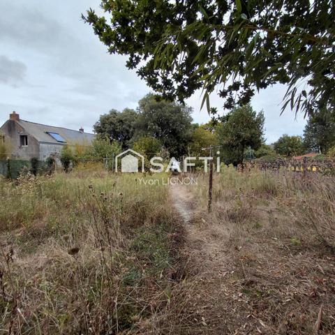 Terrain divisible et constructible - maison à rénover