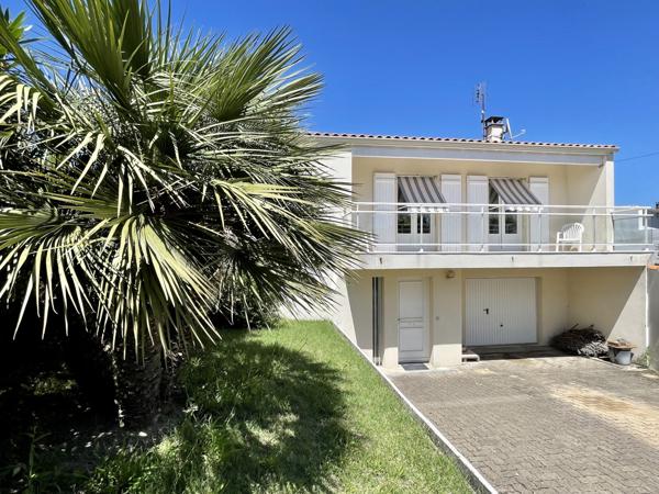 Maison 4 pièce(s) 3 chambre(s) 135 m²