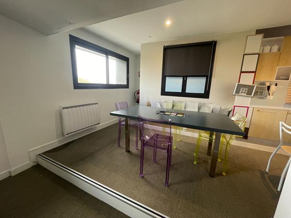 ROYAN - local de 230 m² Royan ROYAN - local de 230 m² Royan