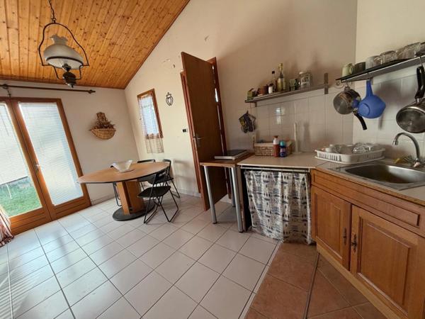 SAINT MICHEL EN L'HERM (85580) 10 MIN DES PLAGES PROPRIETE D'EXCEPTION AVEC 4 GITES, PISCINE ET ANNEXES