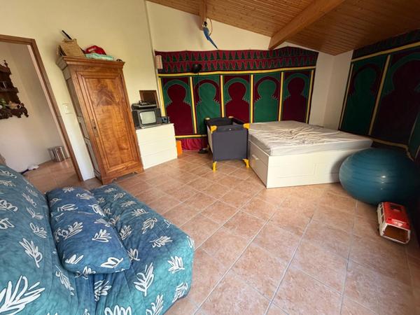 SAINT MICHEL EN L'HERM (85580) 10 MIN DES PLAGES PROPRIETE D'EXCEPTION AVEC 4 GITES, PISCINE ET ANNEXES