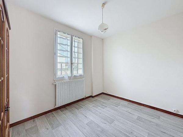 Achat maison Pocé-sur-Cisse 90 m² 3 chambres