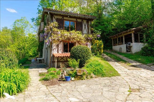Maison à vendre |  Durban-sur-Arize |  17 pièces | 490 m²