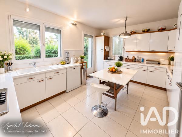 Maison à vendre 8 pièces 190 m² Louveciennes