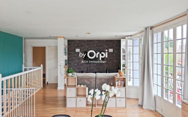 Maison à vendre    5 pièces • 140 m2 Commentry