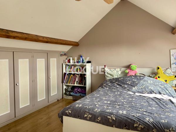 MAISON FAMILIALE DE 7 PIECES (117m²) À SOISY-SUR-SEINE